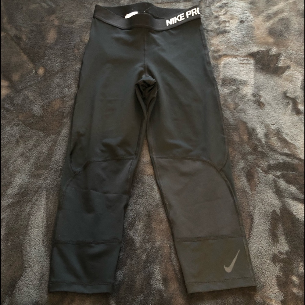 Nike Pro crop leggings